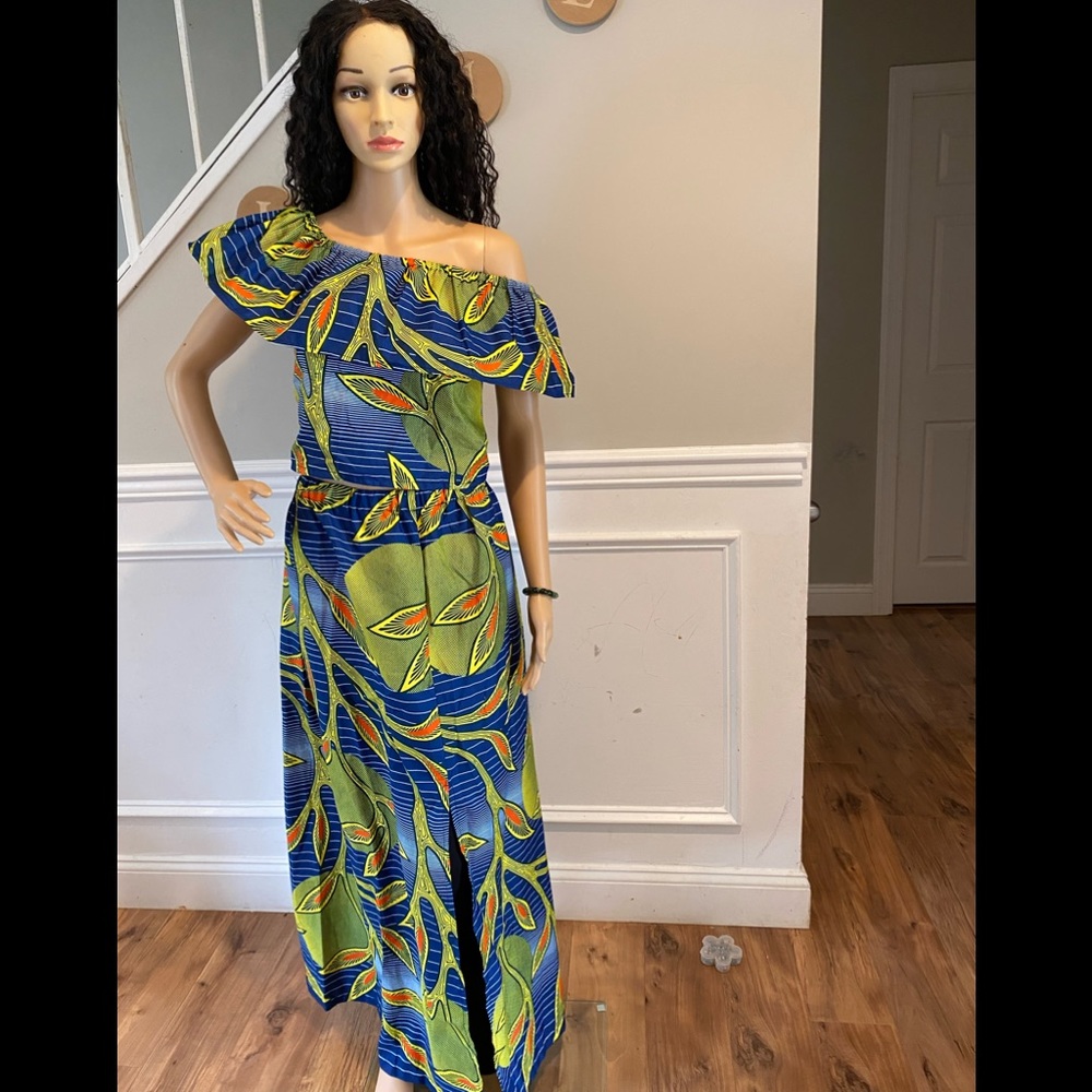 African Print Maxi skirt with a slit, high waist and Top